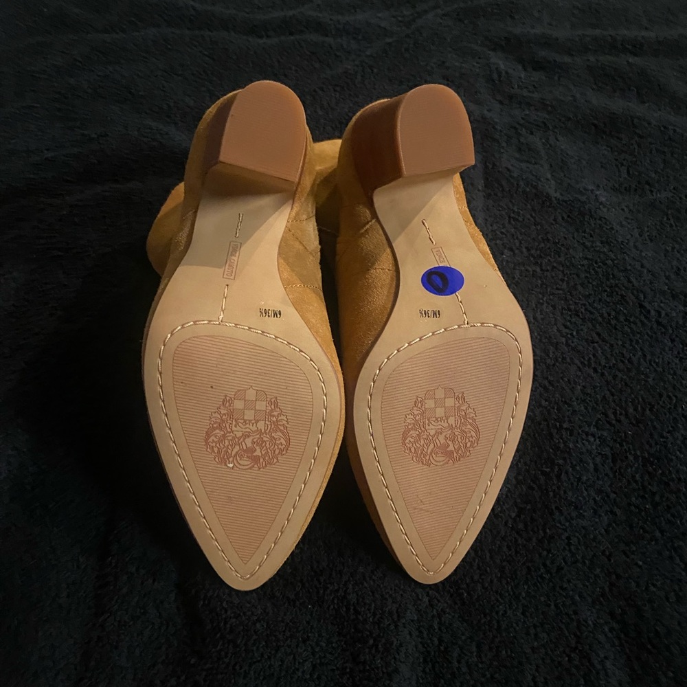 Vince Camuto Suede Boots! NEVER WORN!!! Sz 6